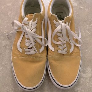 Unisex Vans yellow sneaker